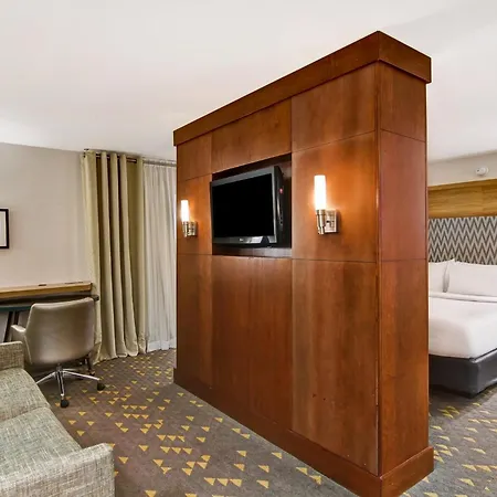 Holiday Inn Oakville Centre By Ihg-3