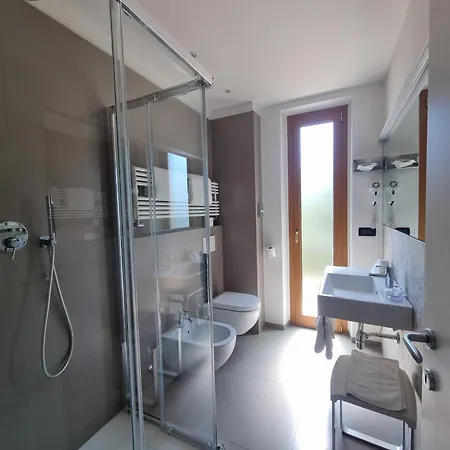 Albergo Suisse Bellevue-3