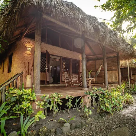 Natura Cabana Boutique Hotel & Spa-3