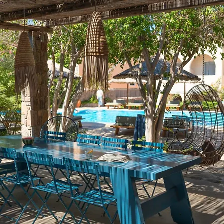 Angelina Boutique Escape-3