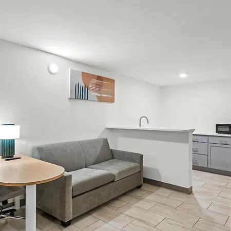Spark By Hilton Portland Airport Maine Mall-3
