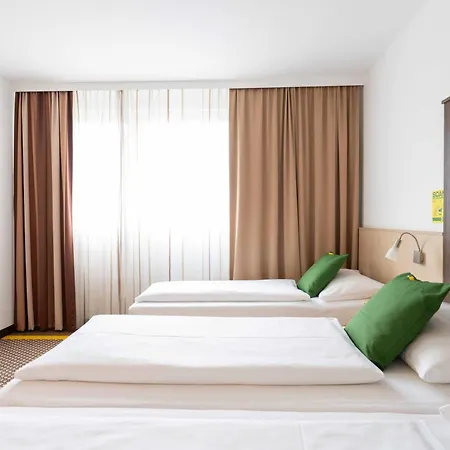 SLEEEP Hotel Vösendorf-2