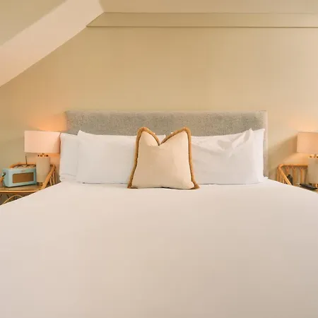 The Godolphin Hotel-2