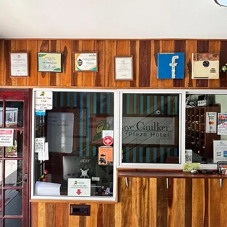 Caye Caulker Plaza Hotel-3