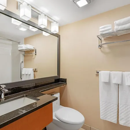 Best Western Plus Mission City Lodge-3