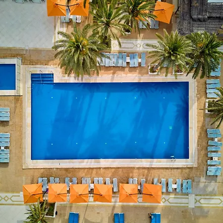 Hari Club Beach Resort-2