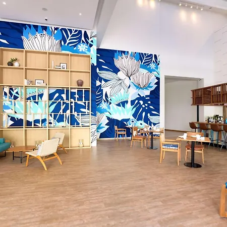 Outrigger Surin Beach Resort-3