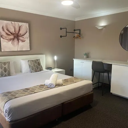 Oasis Inn Ulladulla - Welcoming Guests 18 Years And Older-2