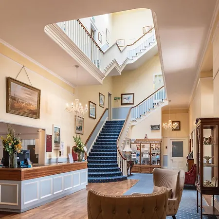 The Queens Hotel-2