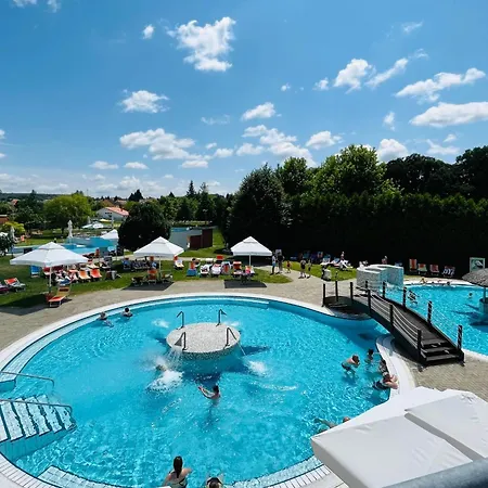 Gotthard Therme Hotel-2