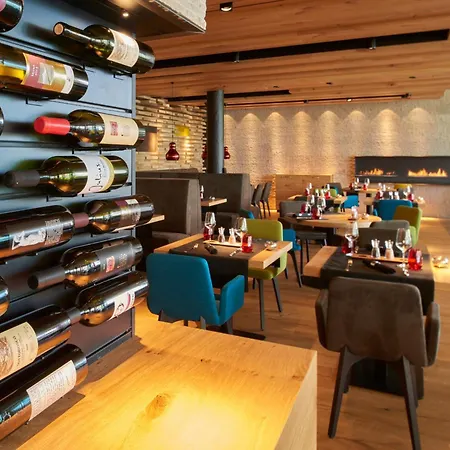 Hermitage Lake Lucerne - Beach Club & Lifestyle Hotel-2