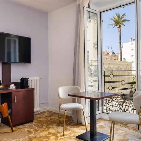 Best Western Plus Hotel Brice Garden Nice-3