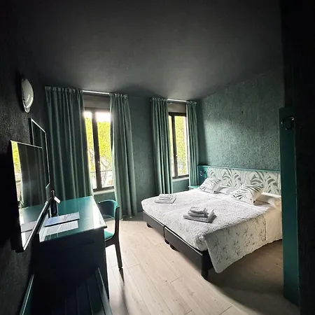 Hotel Plaza-3