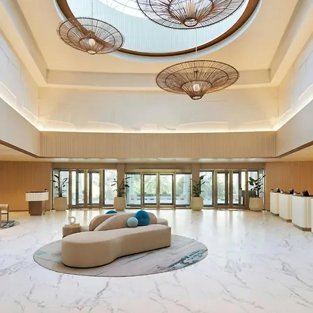 Le Meridien Al Aqah Beach Resort-3