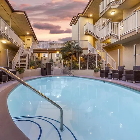 Best Western Plus Beach View Lodge Carlsbad-3