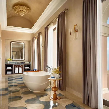 Atlantis, The Palm-2