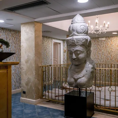 Marina Holiday Hotel & Spa-3