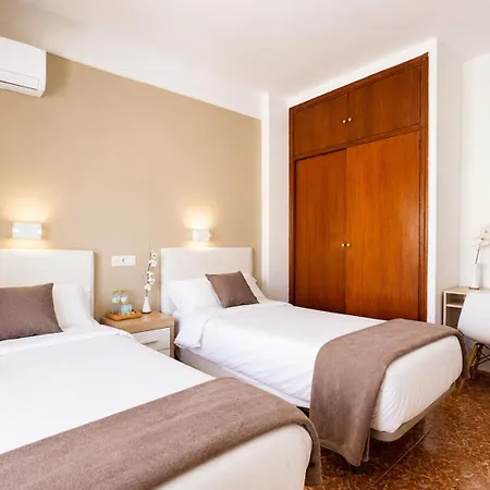 Hostal Rocamar-2