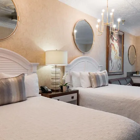 Chateau Inn And Suites-2