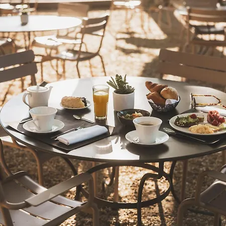 Les Lodges Sainte-Victoire Hotel & Spa-3