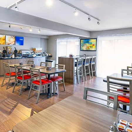 Comfort Inn Alma - Lac-Saint-Jean-3
