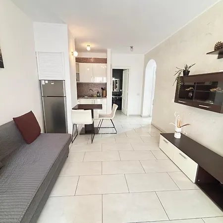 Yucca Park ApartHotel-3