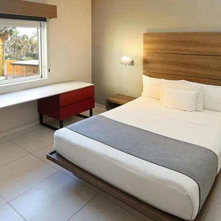 City Express Plus By Marriott Cabo San Lucas-2