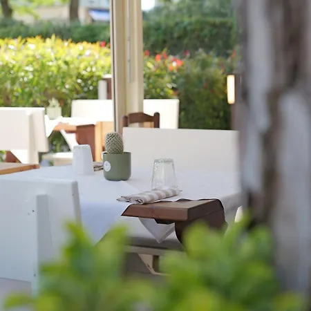 Hotel Cristina-3