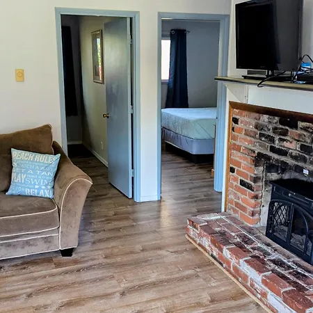 Silver Surf Motel-3