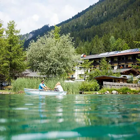 LACUS Hotel am See-2