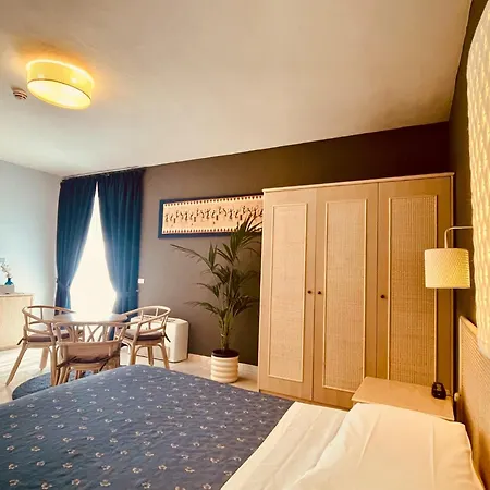 River Park Hotel-2
