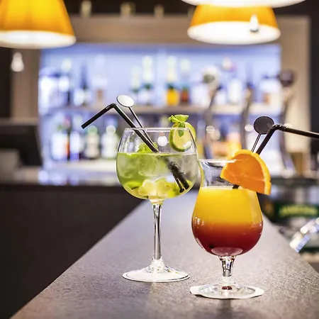 Mercure Caen Centre Port De Plaisance-3