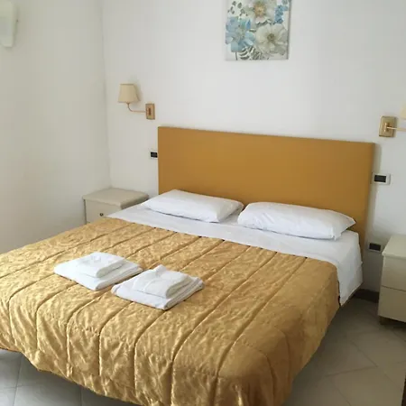 Le Corti Del Lago-2