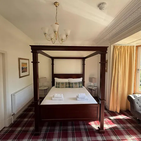Loch Leven Hotel & Distillery-3