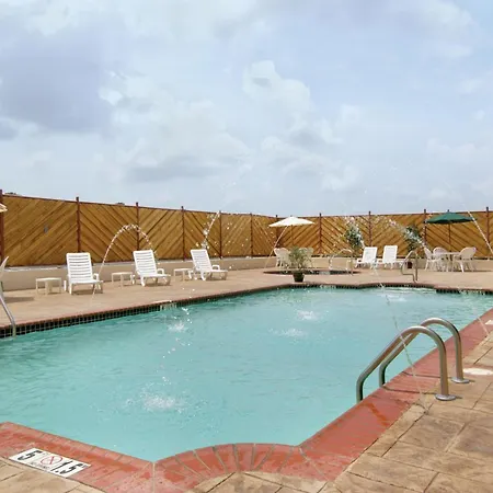 Holiday Inn Hotels Batesville By Ihg-3