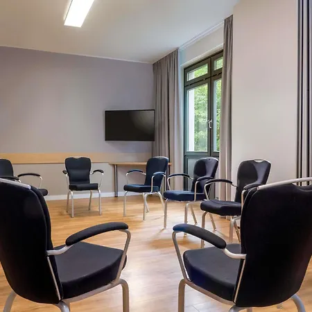 Moevenpick Hotel Muenchen-Airport-2