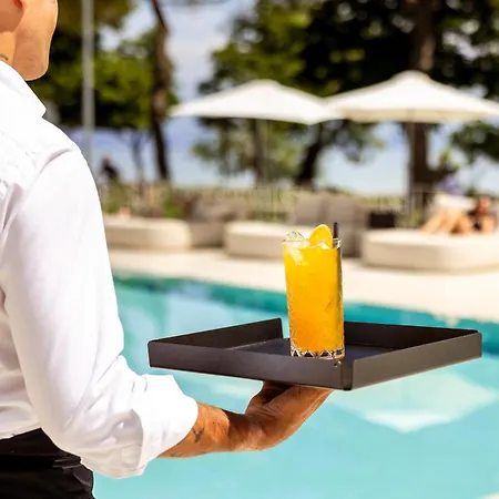 Hi Hotels Sirmione - Lakeview Pool-2