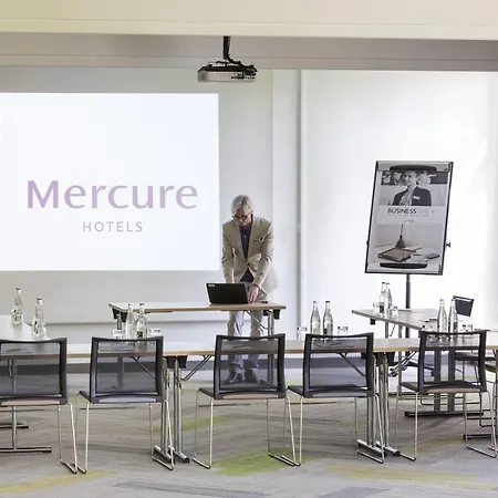 Mercure Paris Sud Les Ulis-Courtaboeuf-3