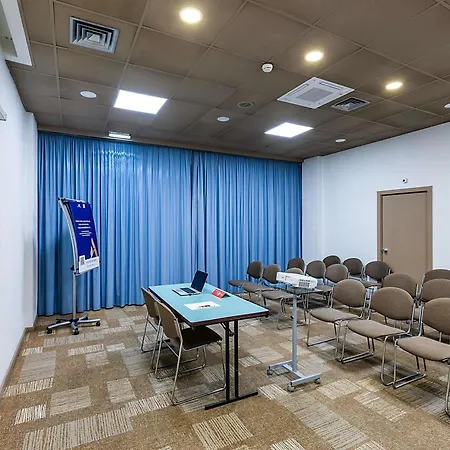 Hotel Ibis Porto Gaia-3