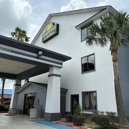 Days Inn & Suites By Wyndham Houston North/Aldine-3
