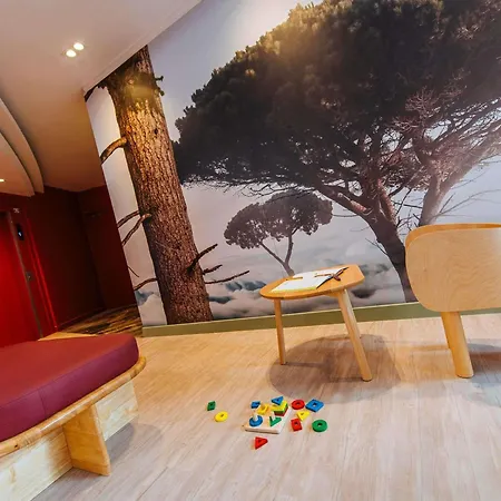 Ibis Styles Antibes-2