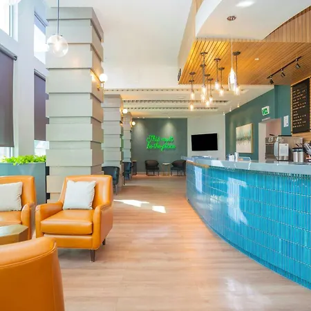 Sandman Signature Surrey-Guildford Suites-2