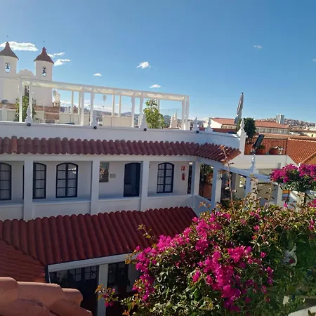 El Hotel de Su Merced-2