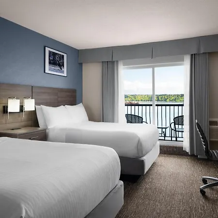 Anchor Inn&Suites, BW Signature Collection-3
