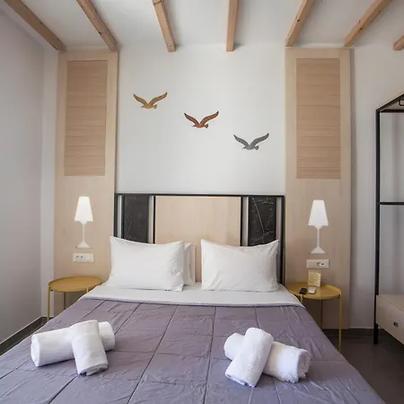 Alexander Studios & Suites - Adults Only-2