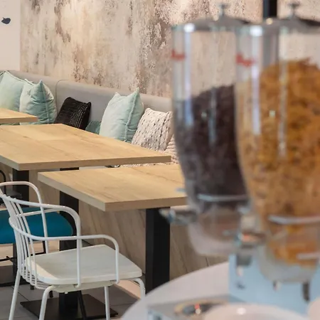 Ibis Budget Ciboure St-Jean-Luz-3