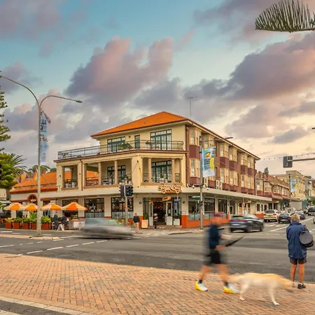 Coogee Bay Hotel-3