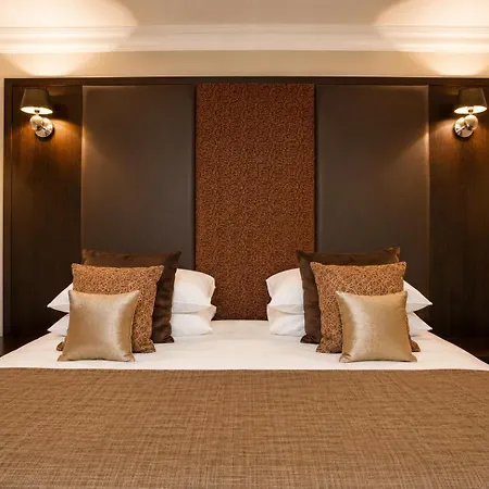 The Popinjay Hotel-2