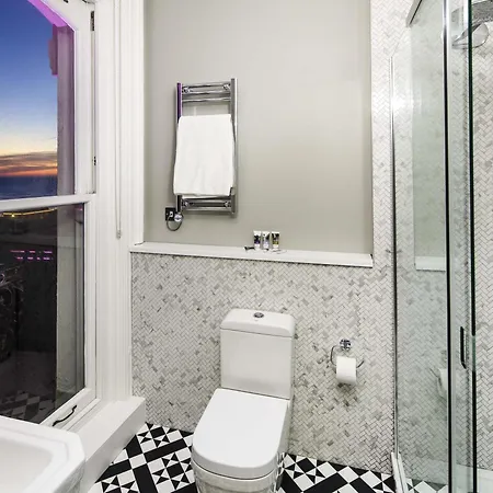 Mercure Brighton Seafront Hotel-2