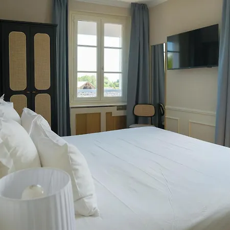 Best Western Le Cheval Blanc -Vue Sur Le Port-Plein Centre Ville-2